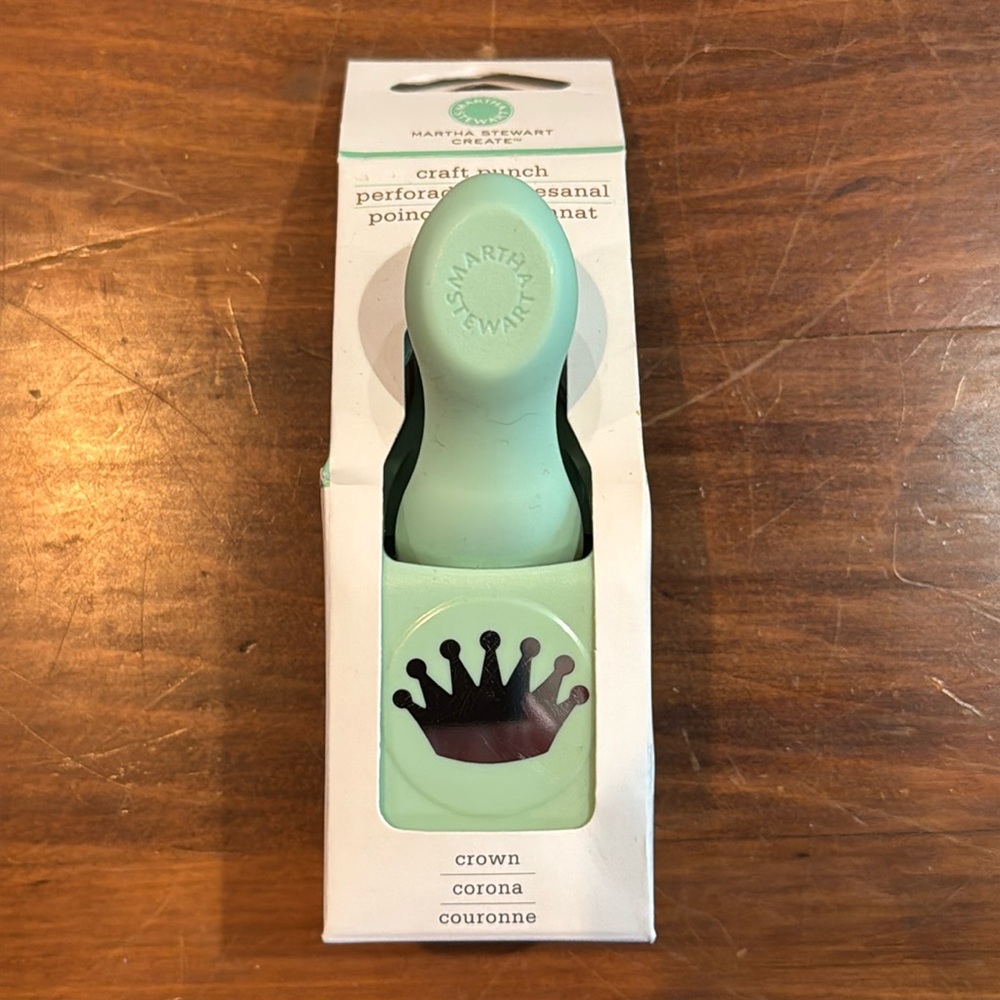 NWT Martha Stewart Create Craft Punch Crown Princess Design Card Scrapbook Paper